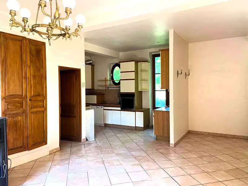 Maison, 167 m²