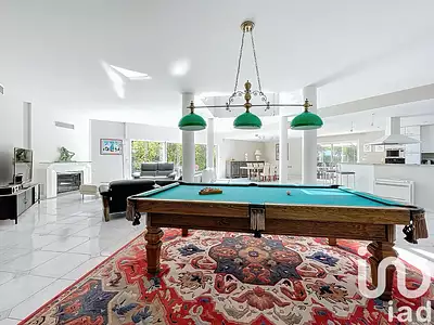 Maison, 210 m²