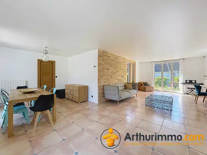 Maison, 194 m²