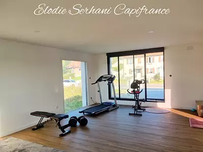 Maison, 247 m²