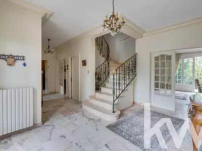 Maison, 280 m²