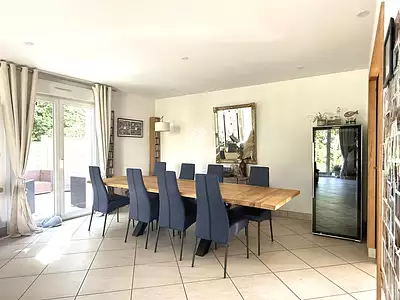 Maison, 215 m²