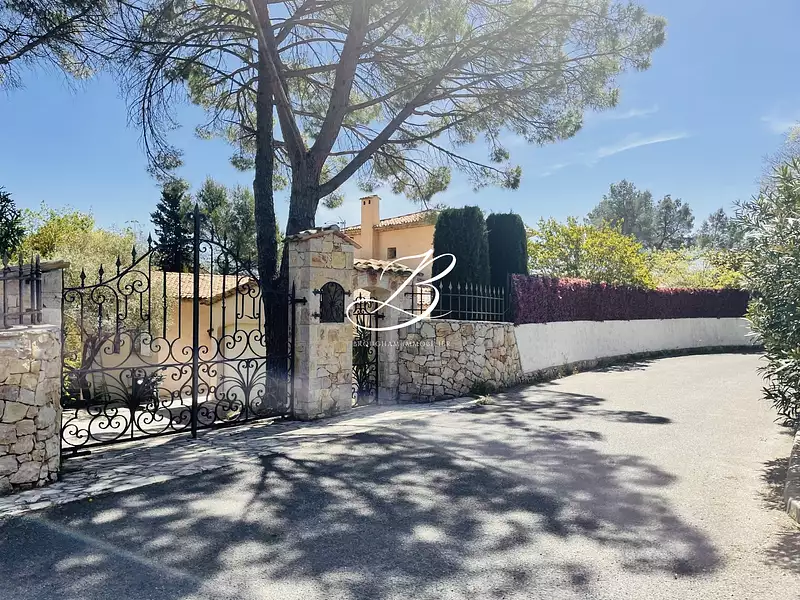 Maison, 200 m²