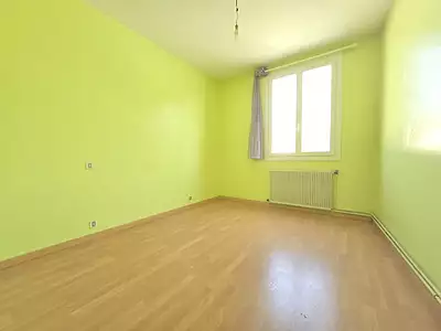 Immeuble, 82 m²