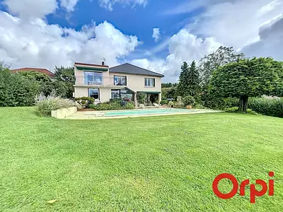 Maison, 181 m²