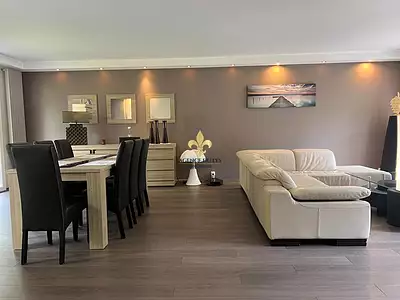 Maison, 212 m²