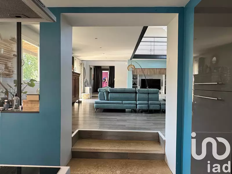 Maison, 240 m²