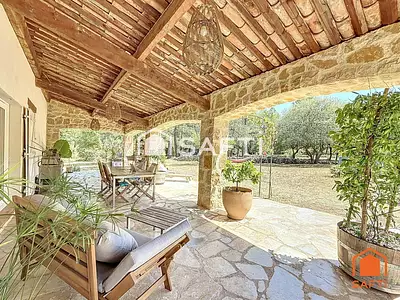 Maison, 190 m²