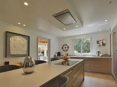 Maison, 240 m²