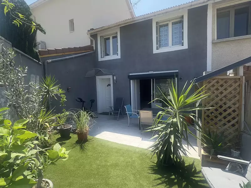 Maison, 93 m²