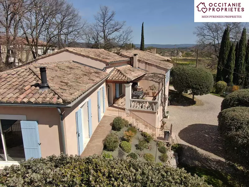 Maison, 270 m²
