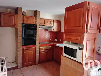 Maison, 240 m²