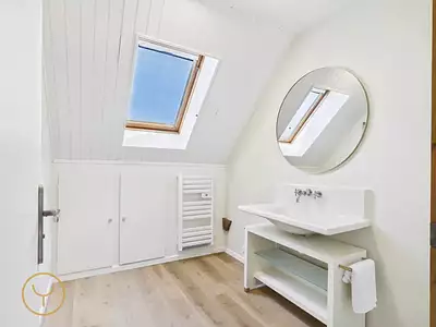 Maison, 240 m²