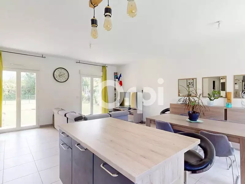 Maison, 112 m²