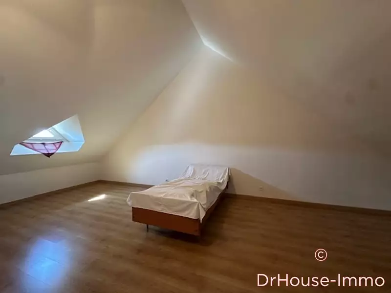 Maison, 182 m²