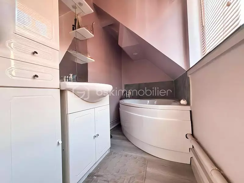 Immeuble, 329 m²