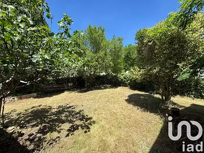 Terrain, 237 m²