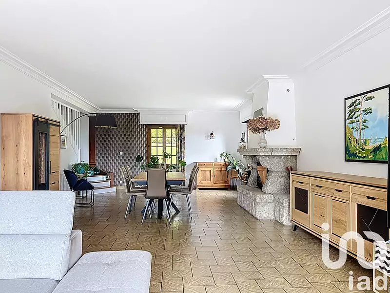 Maison, 223 m²