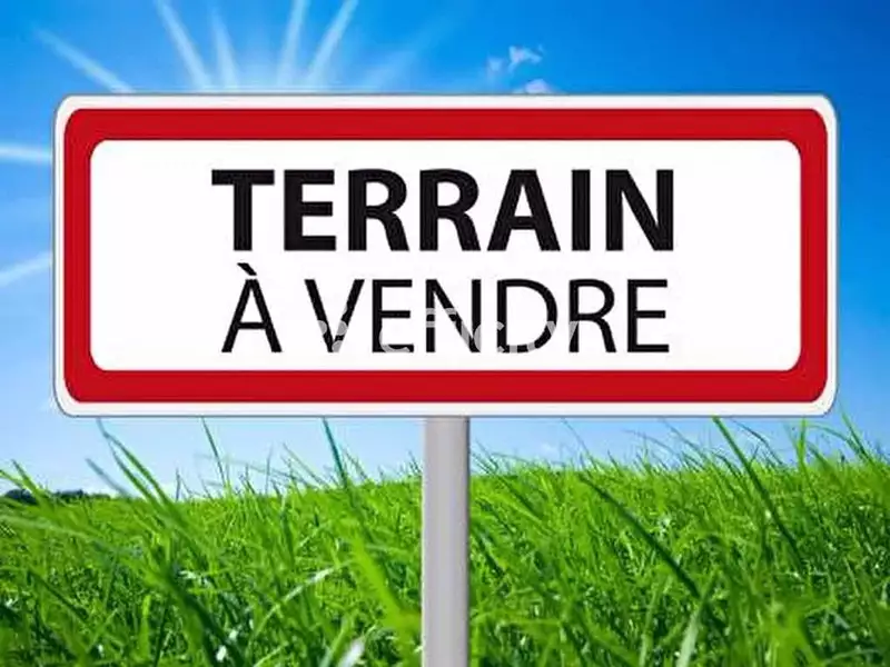 Terrain, 2 000 m²