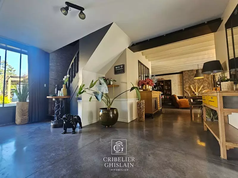 Maison, 250 m²
