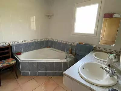 Maison, 163 m²