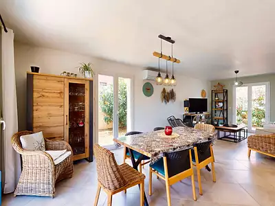 Maison, 83 m²