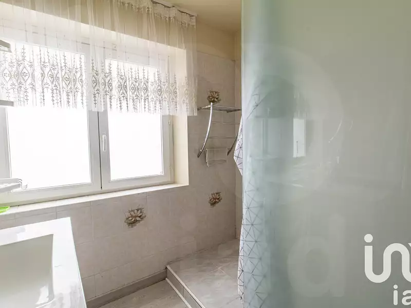Maison, 330 m²