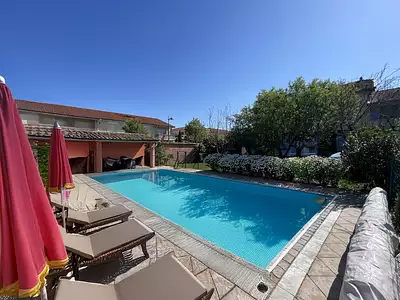 Maison, 195 m²