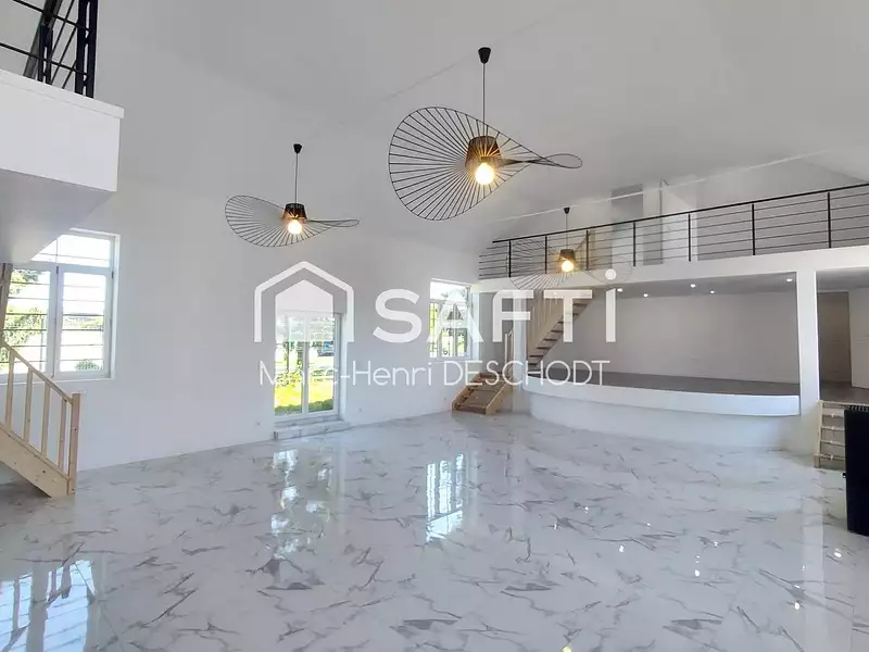 Maison, 197 m²