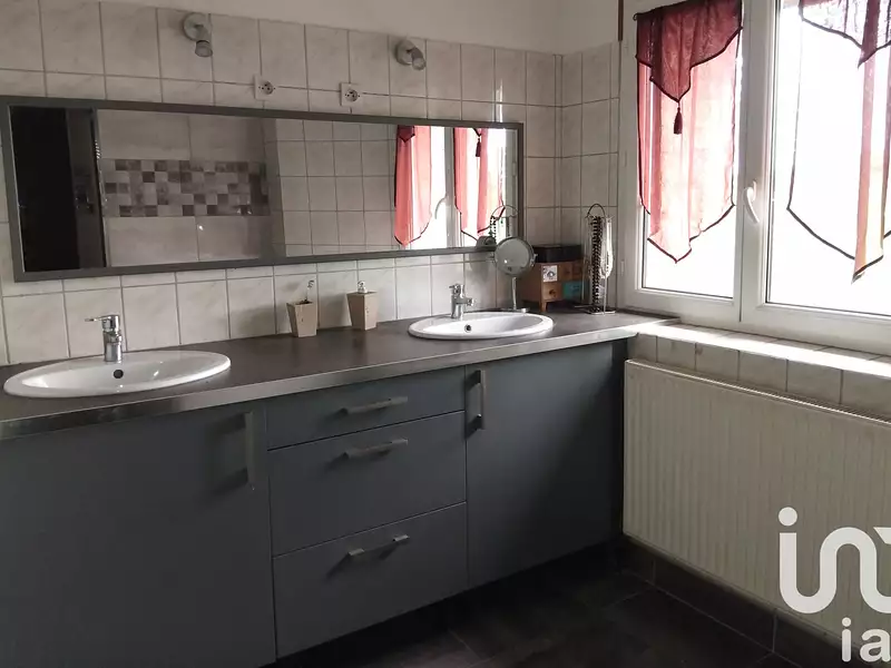 Maison, 283 m²