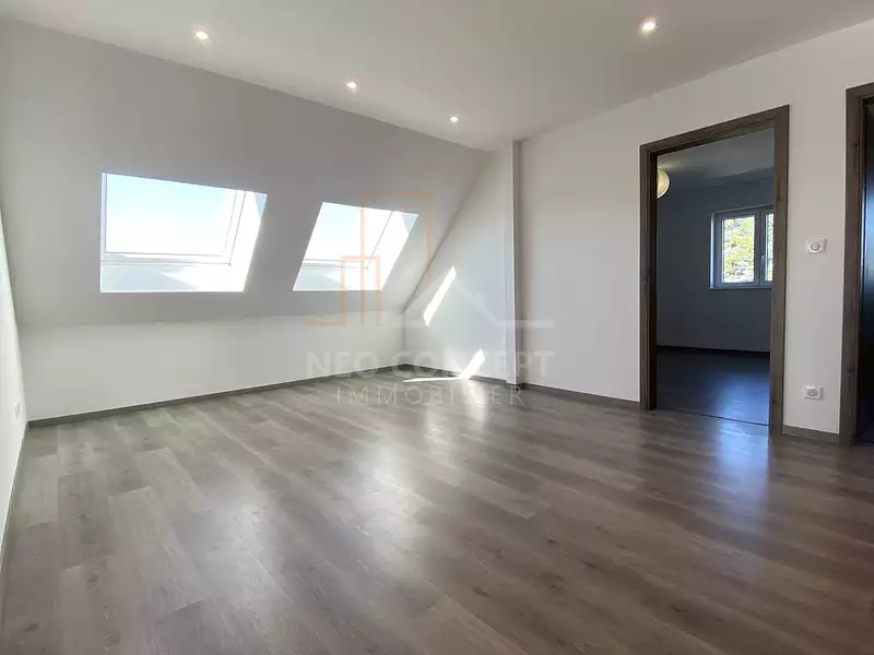 Maison, 166 m²