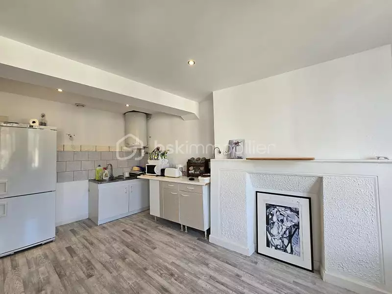 Immeuble, 85 m²
