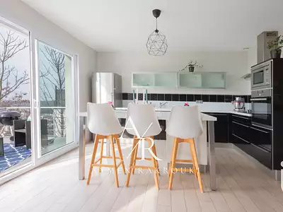 Maison, 175 m²