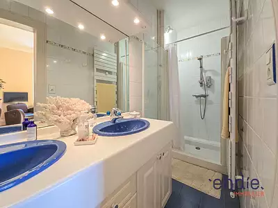 Appartement, 159 m²