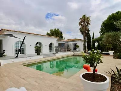 Maison, 380 m²