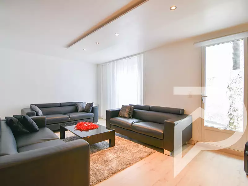 Appartement, 225 m²