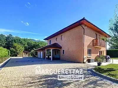 Maison, 352,81 m²