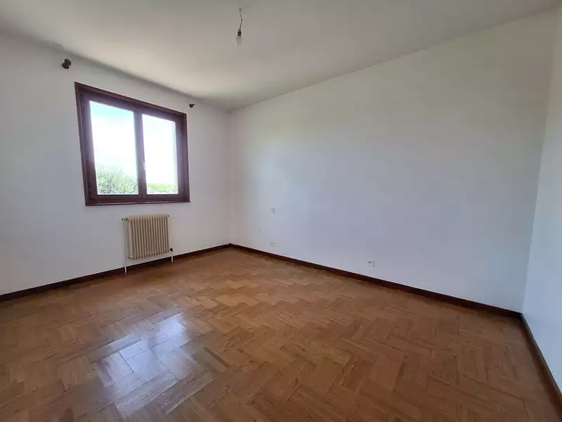 Maison, 166 m²