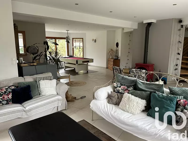 Maison, 323 m²