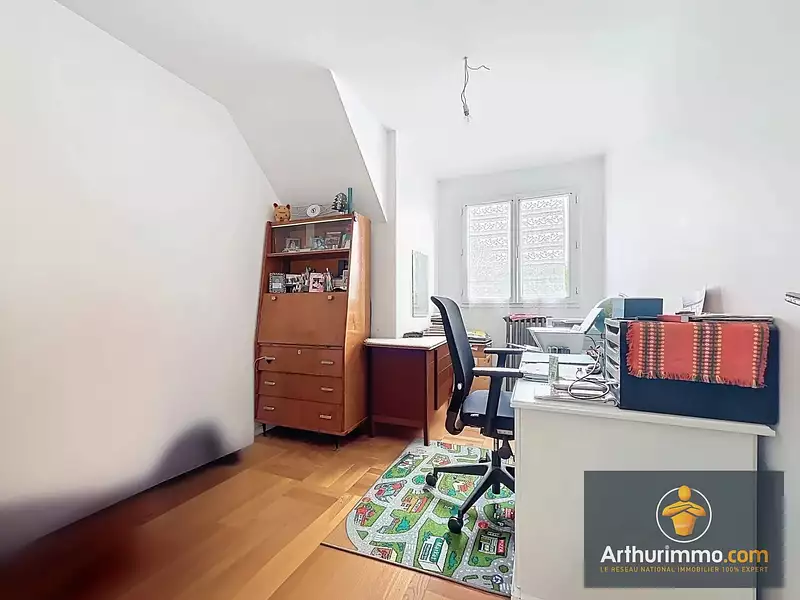 Maison, 174 m²
