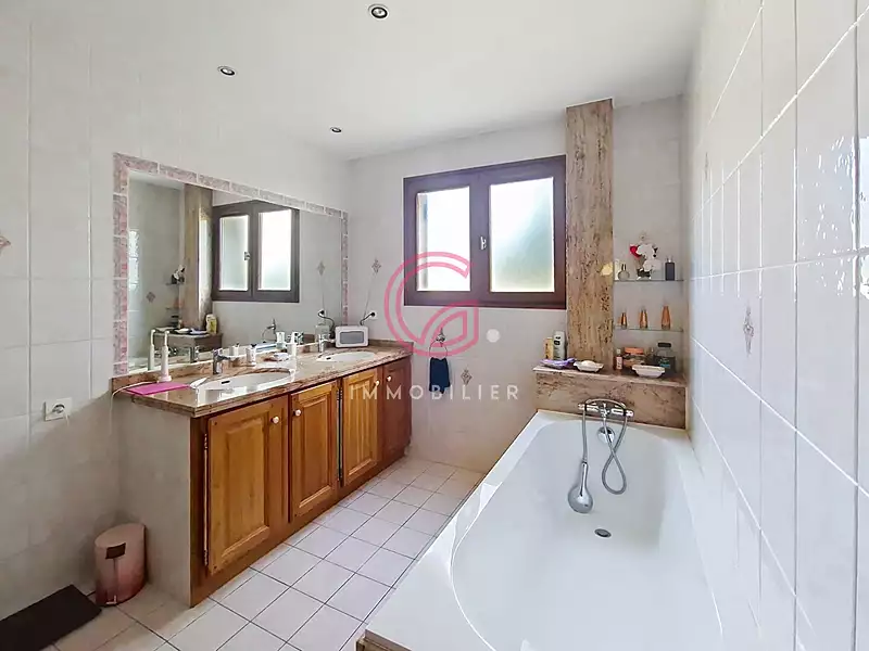Maison, 156,5 m²