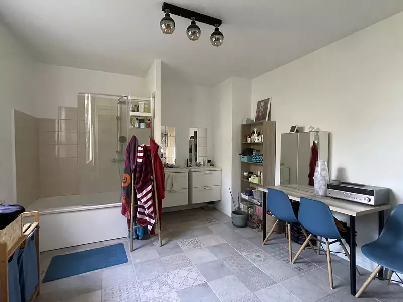 Maison, 195 m²
