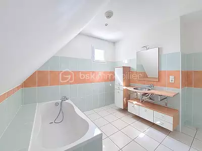 Maison, 147 m²