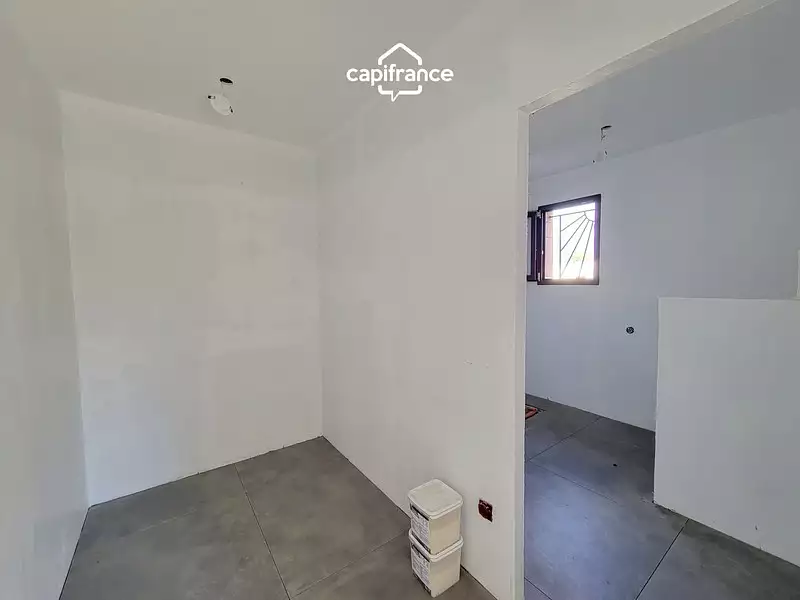 Maison, 184 m²