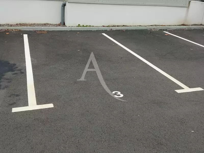 Parking, 13 m²