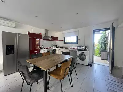 Maison, 210 m²