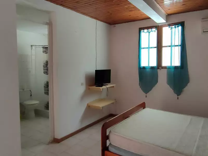 Immeuble, 648 m²