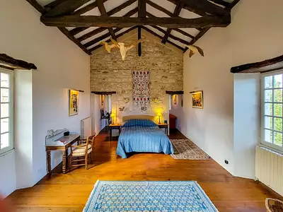 Maison, 819 m²