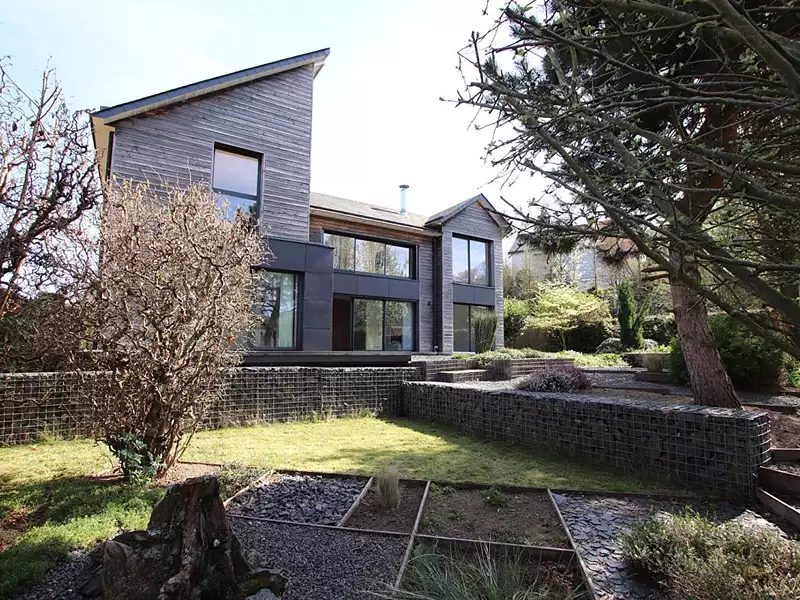 Maison, 225 m²