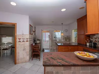 Maison, 496 m²